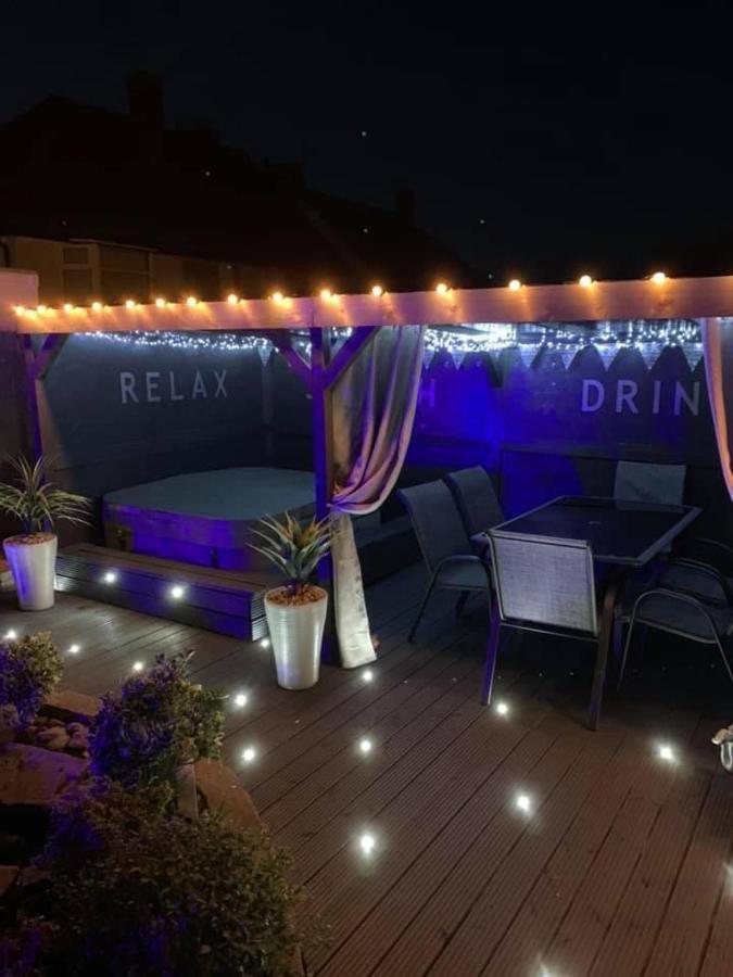 Sunnyside - Large Seaside Home With Views And Hot Tub برستاتين المظهر الخارجي الصورة